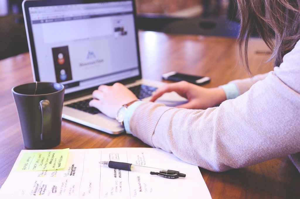 Les avantages des chatbots pour améliorer le service client